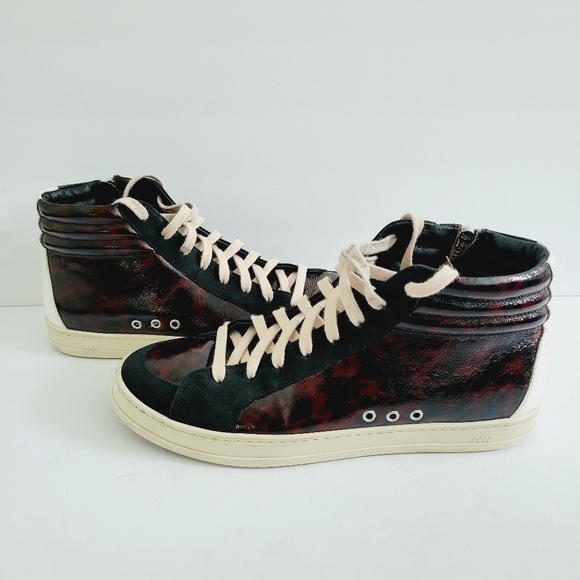 P448 Skate Panter High Top Leopard Comfy Unique Sneakers ,Size 8,5-9 US - Picture 1 of 9